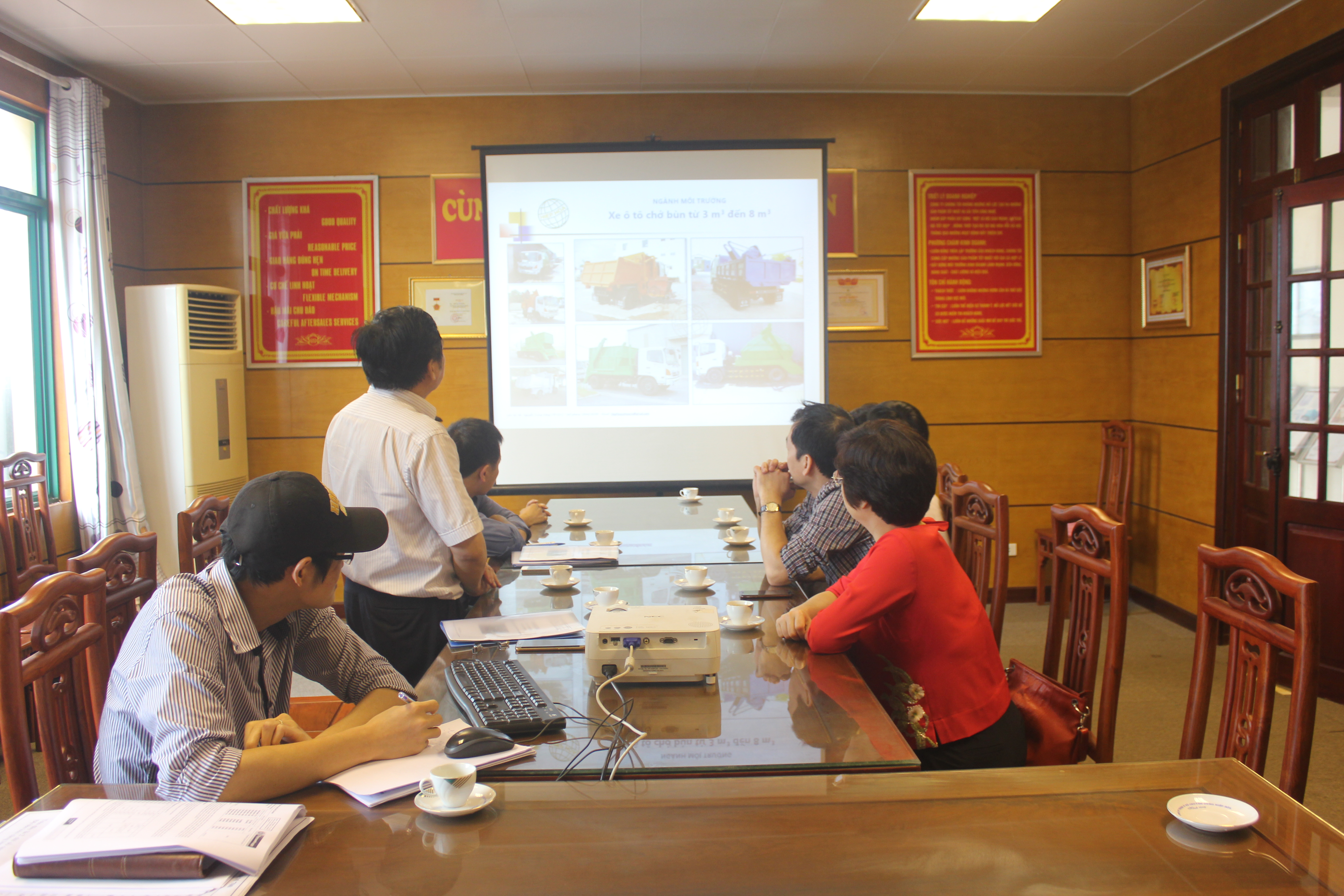 Công ty thoát nước Hà Nội tham quan nhà máy