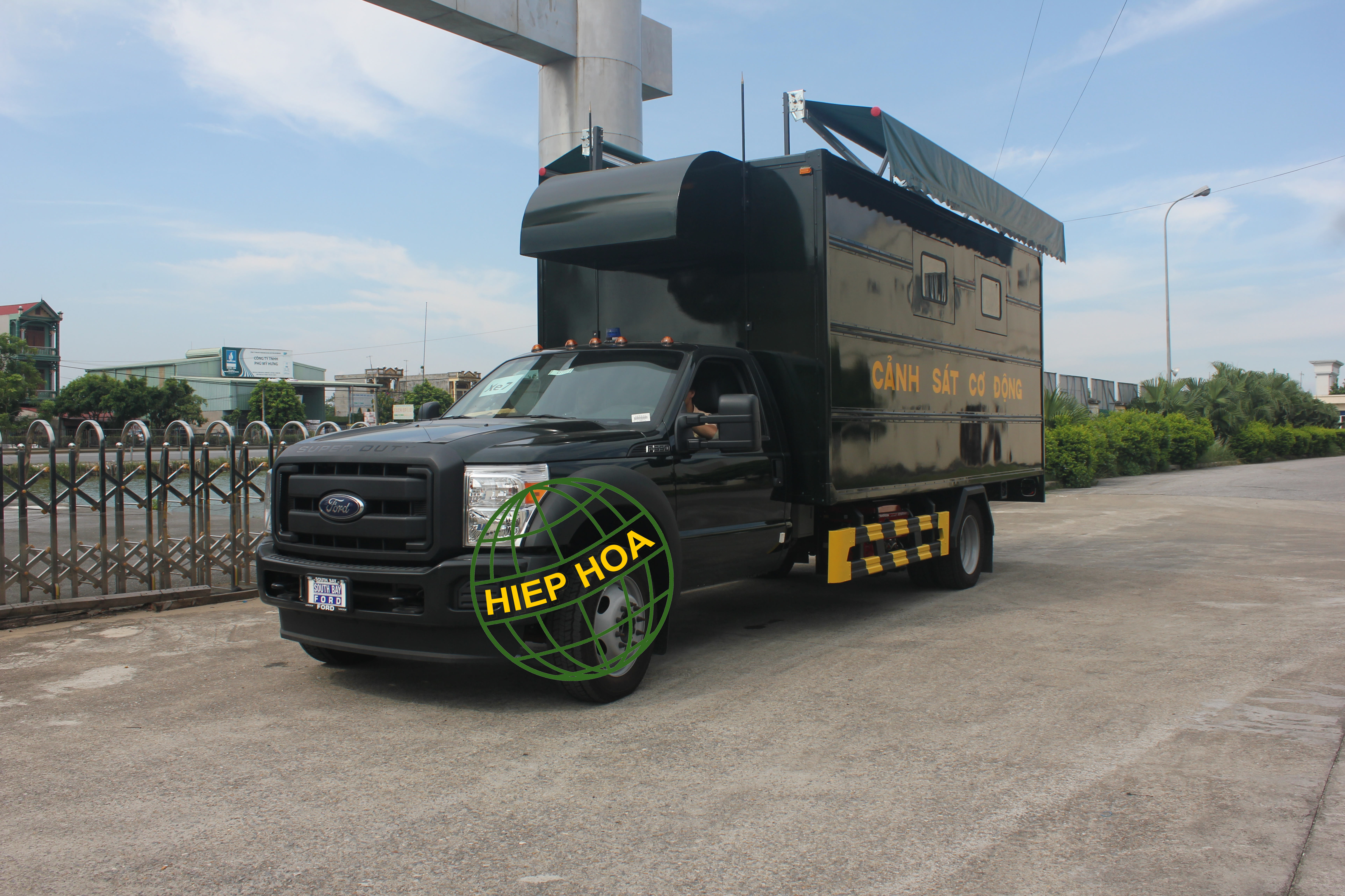 Xe hậu cần phục vụ chiến đấu - sản phẩm mới